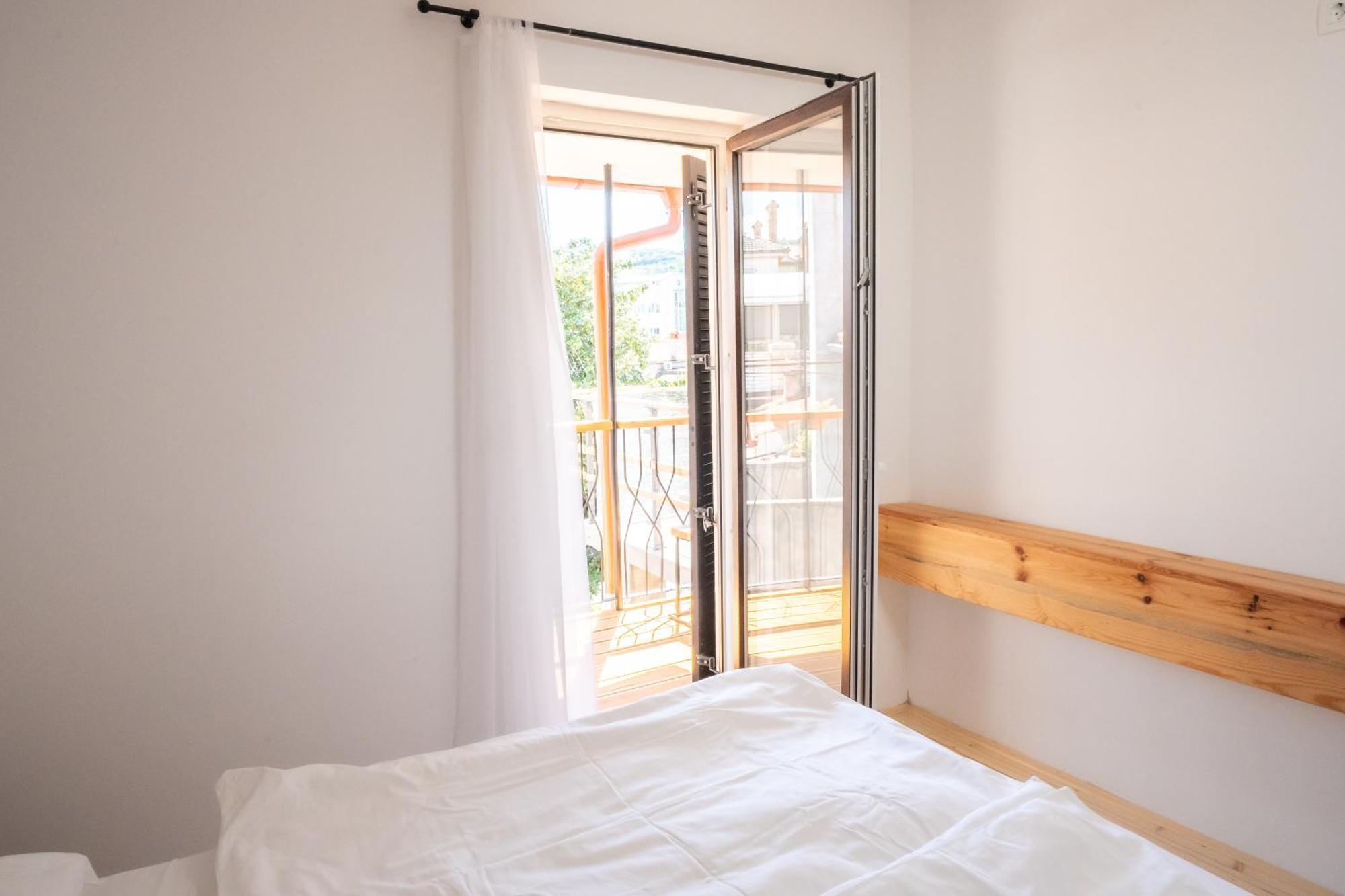 Island Apartments Izola Bagian luar foto