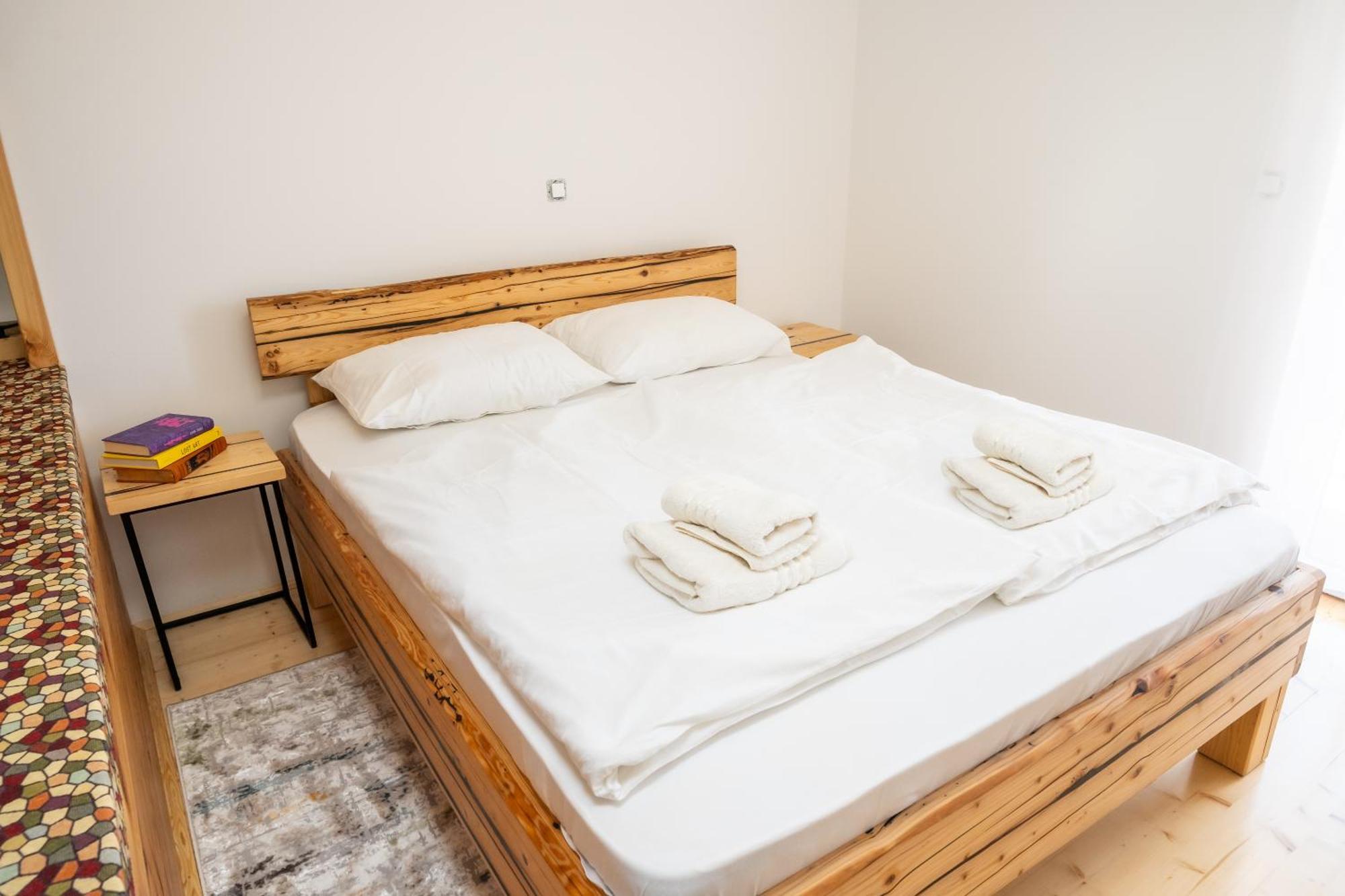 Island Apartments Izola Bagian luar foto