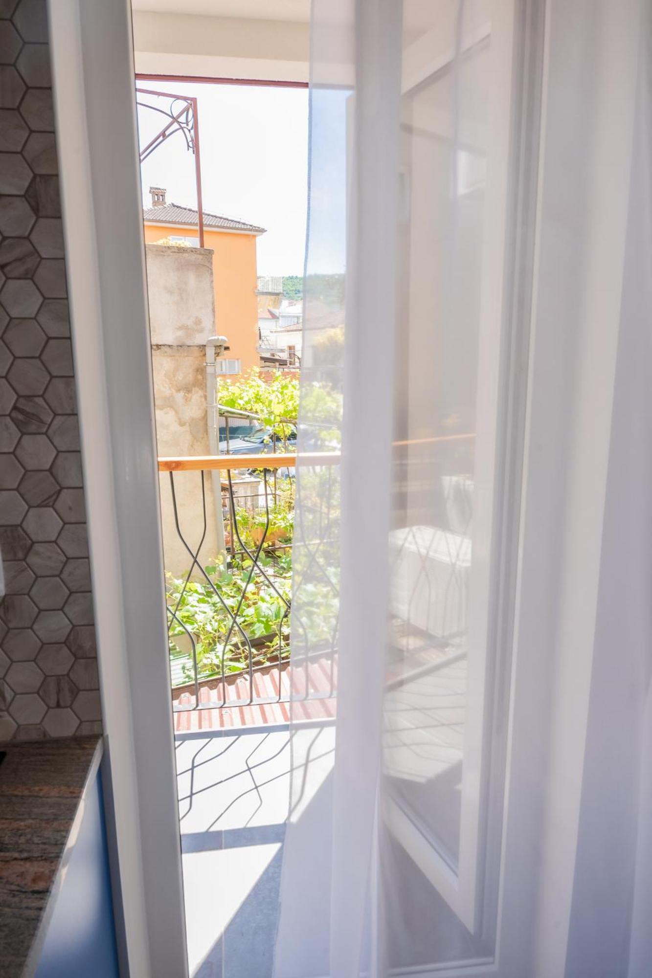 Island Apartments Izola Ruang foto