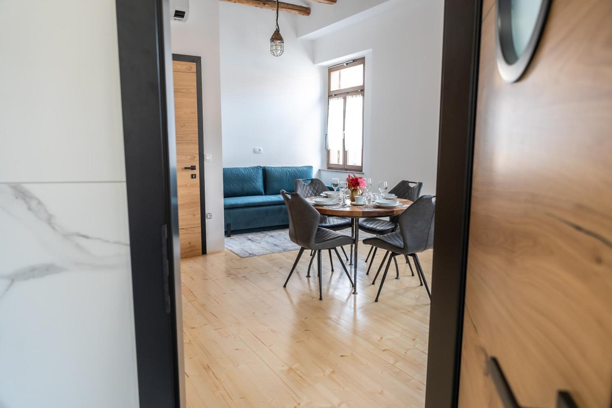 Island Apartments Izola Ruang foto