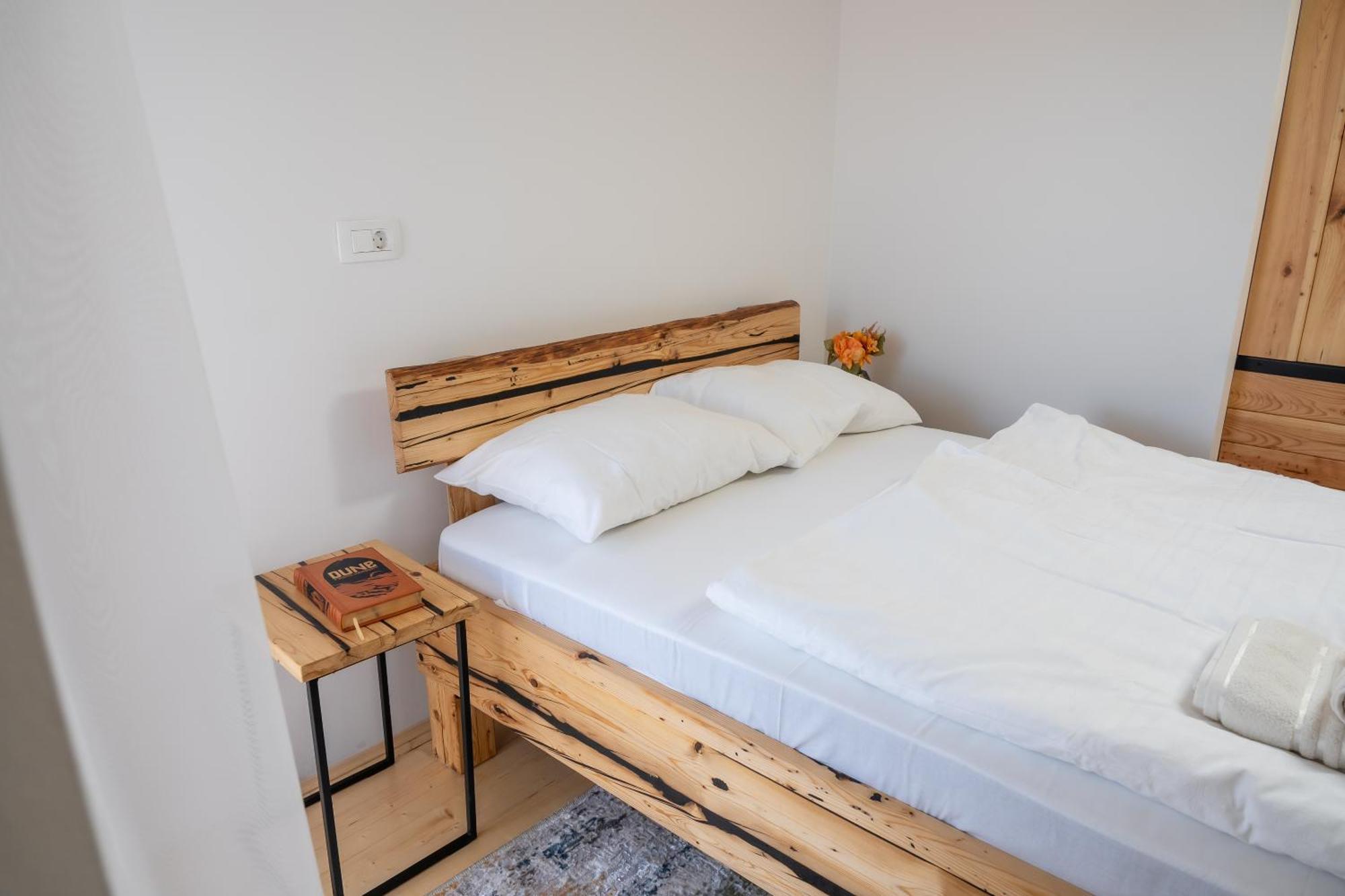 Island Apartments Izola Ruang foto